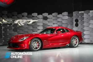 SRT Viper para 2013 já queima borracha