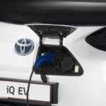 New Toyota iQ Eléctrico front abastecimento View 2013