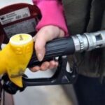 Preço dos combustíveis desce esta segunda-feira