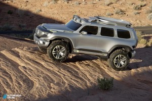 Concept-car Mercedes Ener-G-Force left profile view L.A. Auto Show Design Challenge