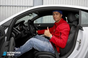 Cristiano Ronaldo e companhia! Deixaram a Bola e vestiram a pele de piloto