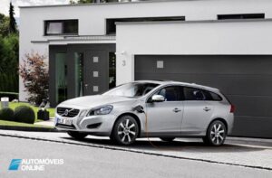 New Volvo V60 Híbrido 2013eletric file sistem view