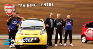 Trabalho de equipa! Jogadores do Arsenal experimentam o Citroen C-Zero