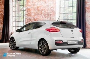 Kia Cee´d rear view 2013