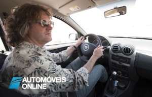 Top Gear team testing Dacia Duster driving view