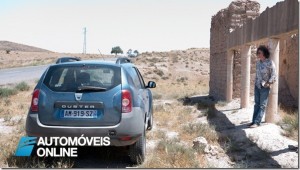 Top Gear team testing Dacia Duster rear view