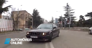 Maluco! Fez Drift no meio do trânsito