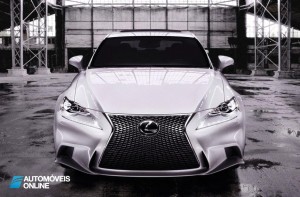 Primeiras fotos! Novo Lexus IS 2013