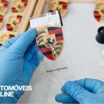 Veja como é produzido o escudo do famoso Porsche