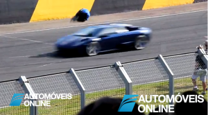 Vídeo espectacular! Há gajos com coragem