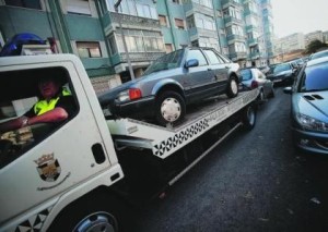 O seu carro foi rebocado e o processo de contra-ordenarão prescreveu? Saiba como recuperar o valor pago ao reboque.