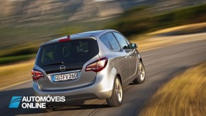 New Opel Meriva 2014 right rear view