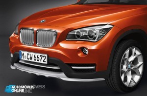 New BMW X1 Presentation Salon Detroid 2014 Front left View