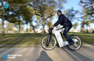 Português desenvolve bicicleta híbrida que atinge 80