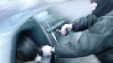 Sabe como evitar ser assaltado e como evitar o roubo do seu carro?