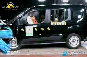 EuroNCAP 2013 Crash teste Ford Tourneo Connect profile view