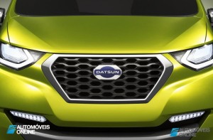 Datsun redi-GO Concept 2014 presentation front logo view