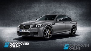 Bmw Série 5 30 Anos front right quarter view