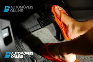 Dúvidas do Código de estrada! Se conduzir de chinelos, dá direito a multa?