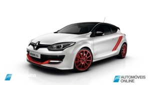 New Renault Megane RS 275 Trophy-R left front quarter view 2014