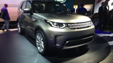 Land Rover Discovery apresentado em Paris