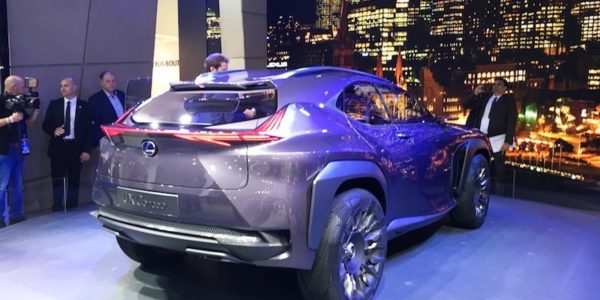 Salão Automóvel de Paris Lexus UX Concept