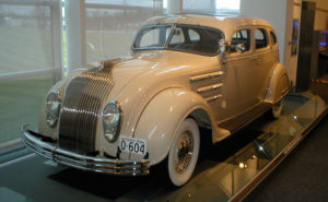Os carros que marcaram a historia do mundo automovel_ CHRYSLER AIRFLOW (1934)