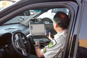 A polícia poderá consultar o seu telemóvel em caso de acidente?