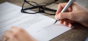 Apanhou uma multa e quer pedir suspensão da sanção acessória?