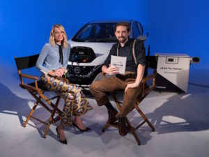 Margot Robbie é a embaixadora de veículos eléctricos da Nissan